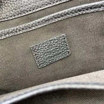 Gucci 795349 Malá taška přes rameno s uzávěrem na háček černá