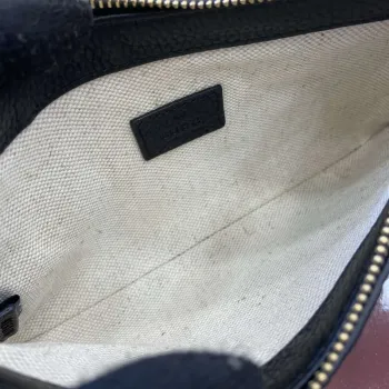 Gucci 815278 GG Emblem Super Mini Taška Černá