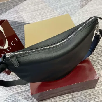 Gucci 801887 Gucci B Malá Křížová Taška Černá