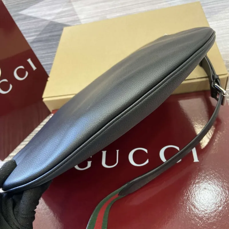 Gucci 801887 Gucci B Malá Křížová Taška Černá