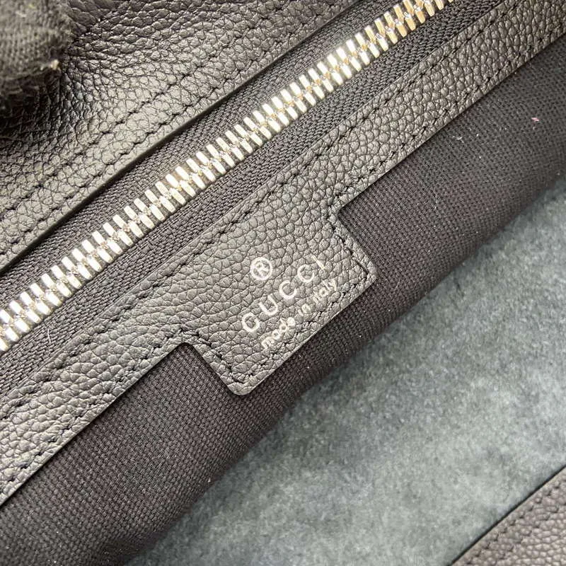 Gucci 801887 Gucci B Malá Křížová Taška Černá