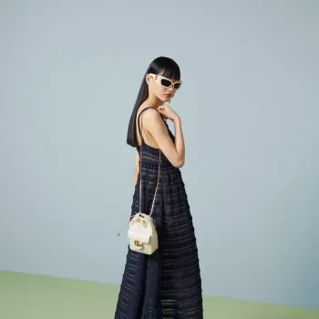 Gucci 746433 GG Marmont Mini Bucket Bag Bílá