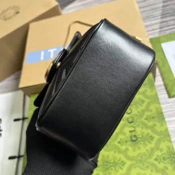 Gucci 746433 GG Marmont Mini Bucket Bag Černá