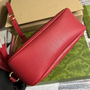 Gucci 742360 Gucci Blondie malá kabelka přes rameno červená kůže