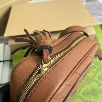 Gucci 742360 Gucci Blondie malá kabelka přes rameno Cuir kůže