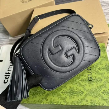 Gucci 742360 Gucci Blondie malá kabelka přes rameno námořnická modrá kůže