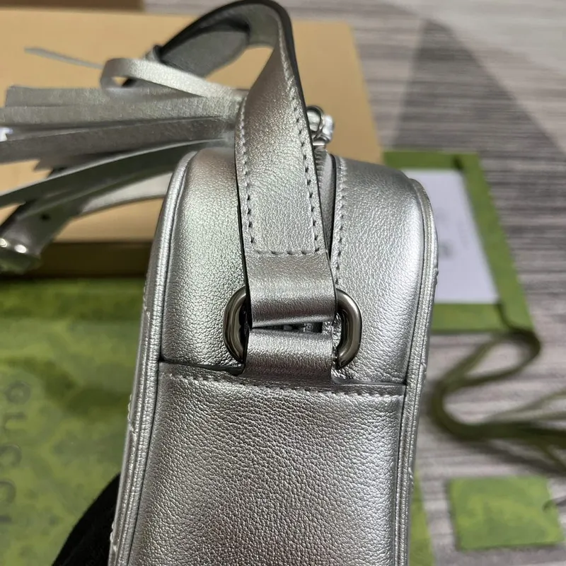 Gucci 742360 Gucci Blondie malá kabelka přes rameno Metalická stříbrná Kůže