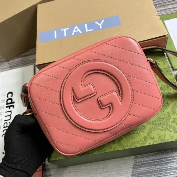 Gucci 742360 Gucci Blondie malá kabelka přes rameno Růžová kůže
