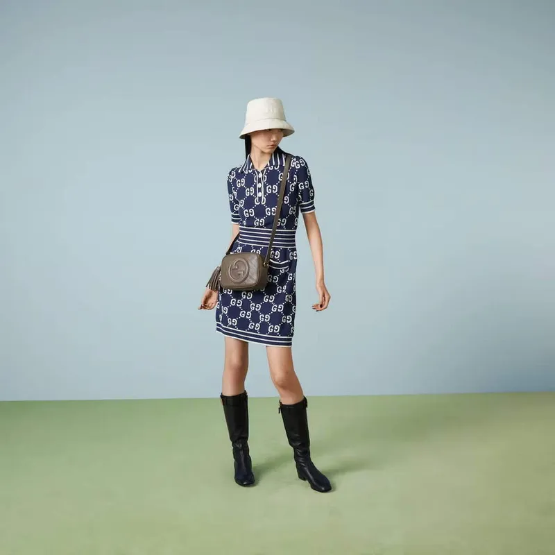 Gucci 742360 Gucci Blondie malá kabelka přes rameno Hnědá kůže