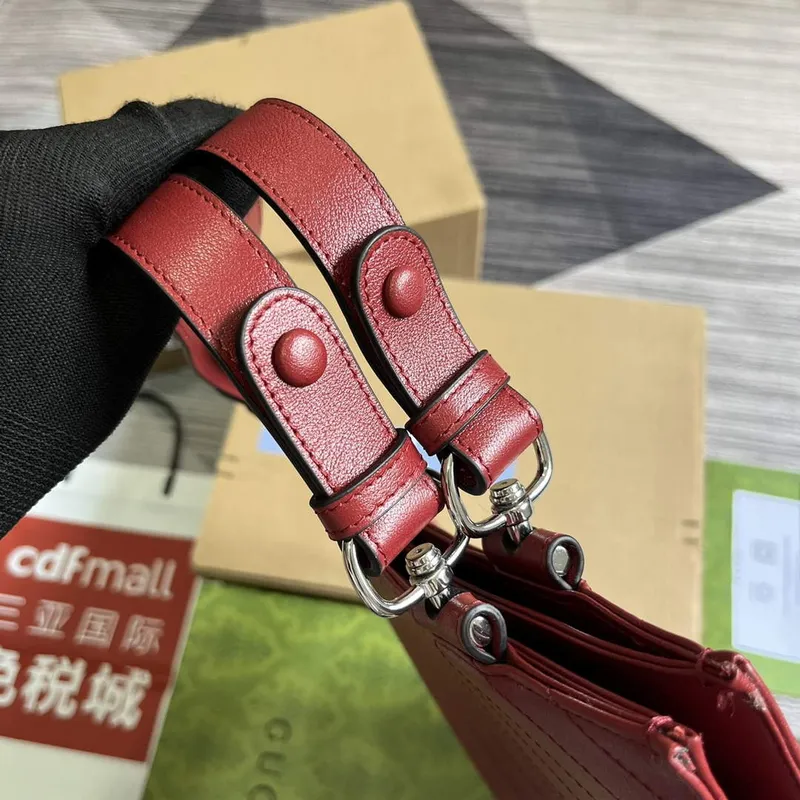 Gucci 751516 Gucci Blondie Medium Toed Bag červená kůže