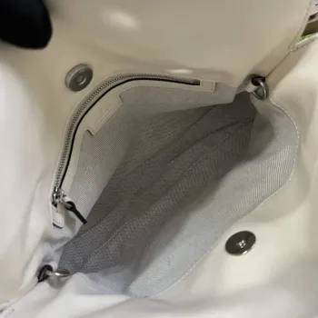 Gucci 751518 Gucci Blondie Malá Taška přes Rameno Bílá kůže