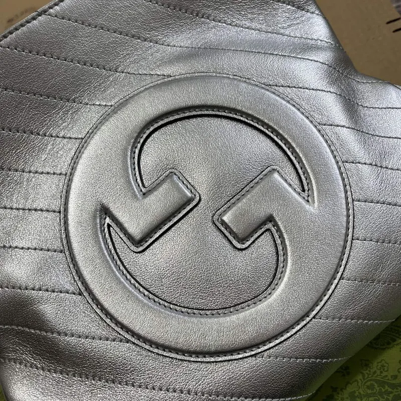 Gucci 751518 Gucci Blondie Malá Taška přes Rameno Stříbrná lamé kůže