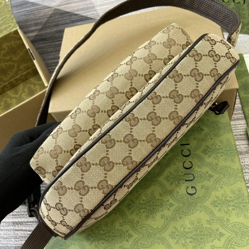 Gucci 802096 Malá taška přes rameno GG Hnědá