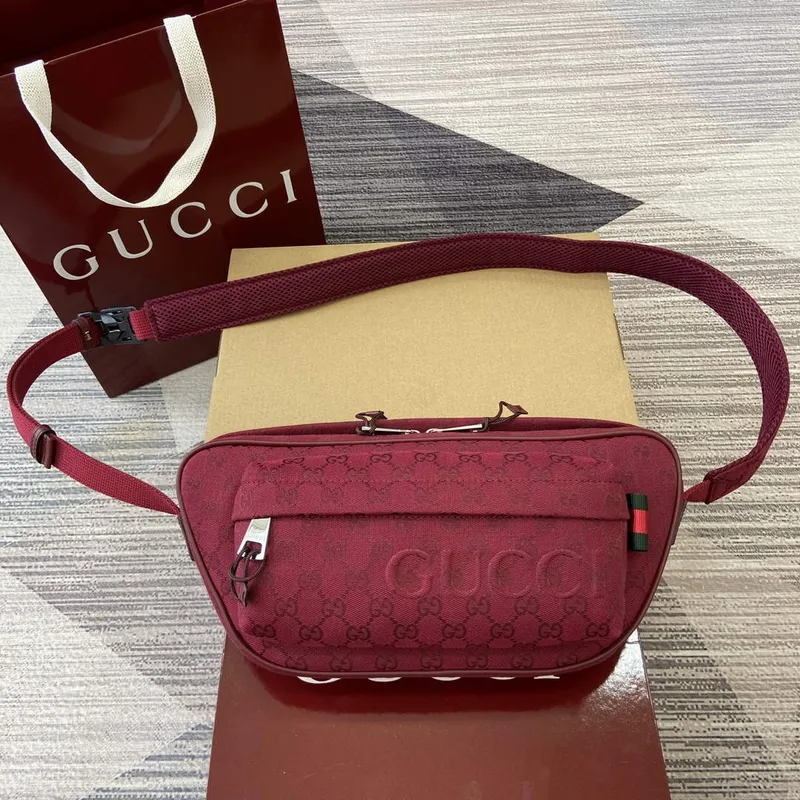 Gucci 802096 Malá GG Křížová Taška Červená