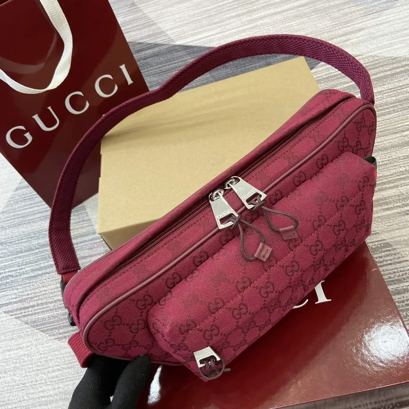 Gucci 802096 Malá GG Křížová Taška Červená