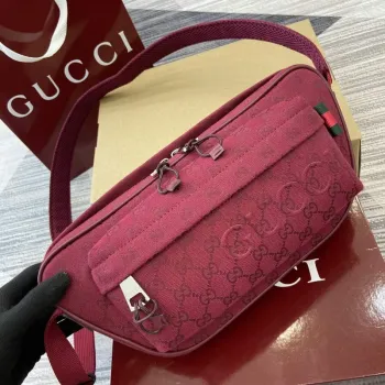 Gucci 802096 Malá GG Křížová Taška Červená