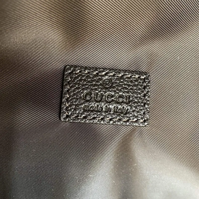 Gucci 800182 Velký batoh s taškou Gucci Hnědý