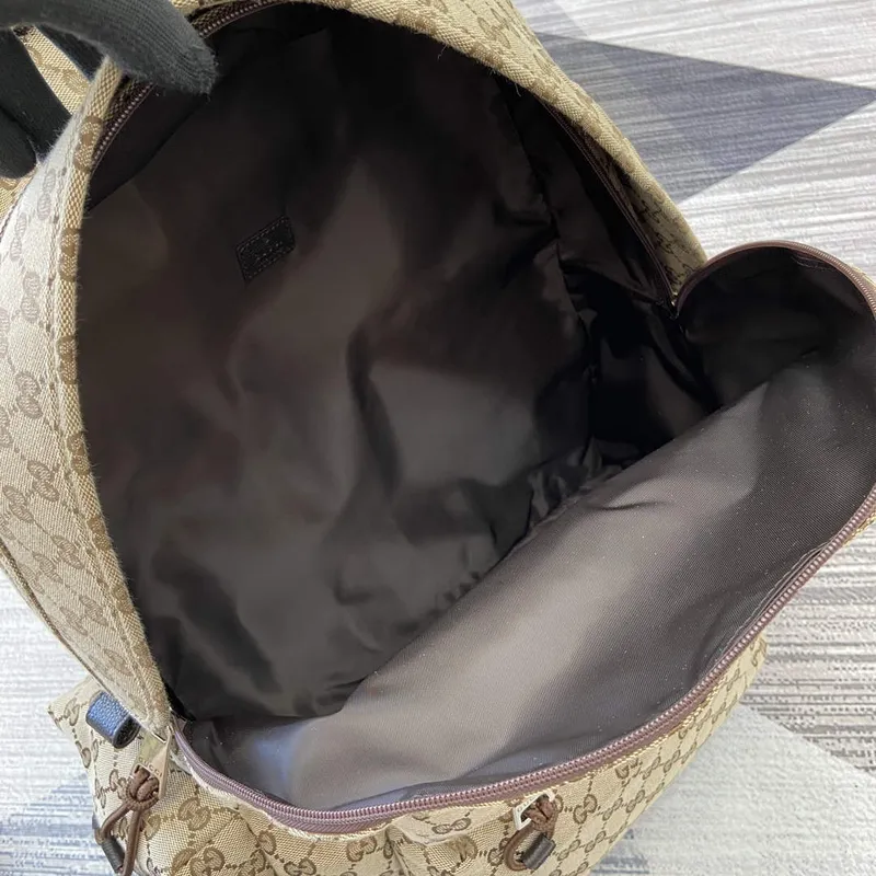 Gucci 800182 Velký batoh s taškou Gucci Hnědý