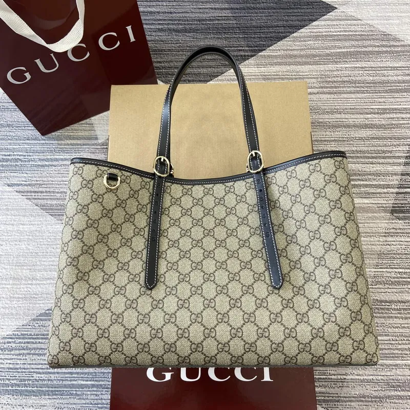 Gucci 815213 GG Emblem Střední Taška přes Rameno Černá