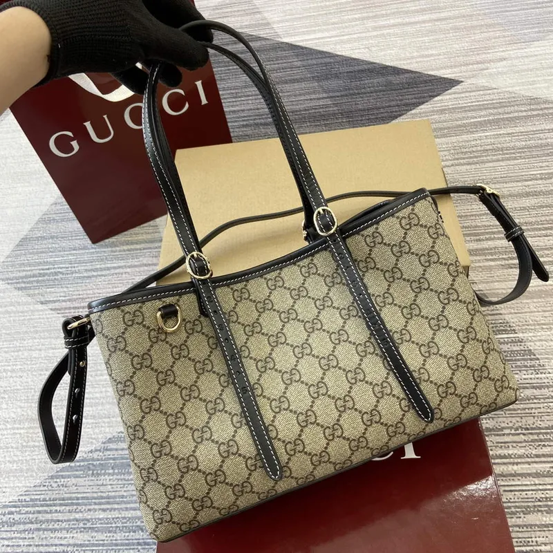 Gucci 815214 GG Emblem Malá Taška přes Rameno Černá