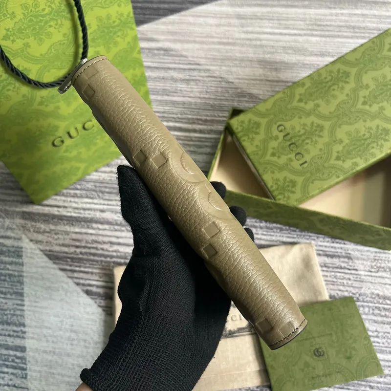 Gucci 739484 Originální šedá kožená Jumbo GG zipová peněženka