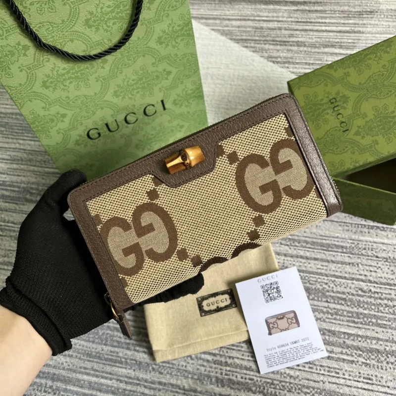 Gucci 658634 Originální hnědá kožená peněženka s bambusovým detailem