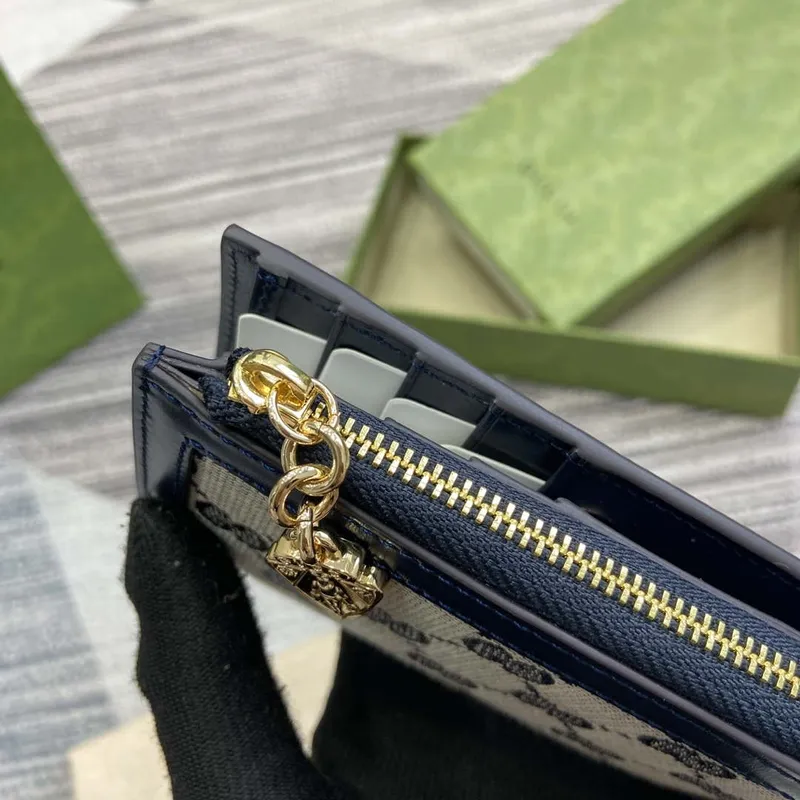 Gucci 790037 Gucci Luce mini zip peněženka modrá kůže