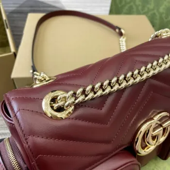 Gucci 795228 GG Marmont Malá Taška s Více Kapsami Vínově Červená