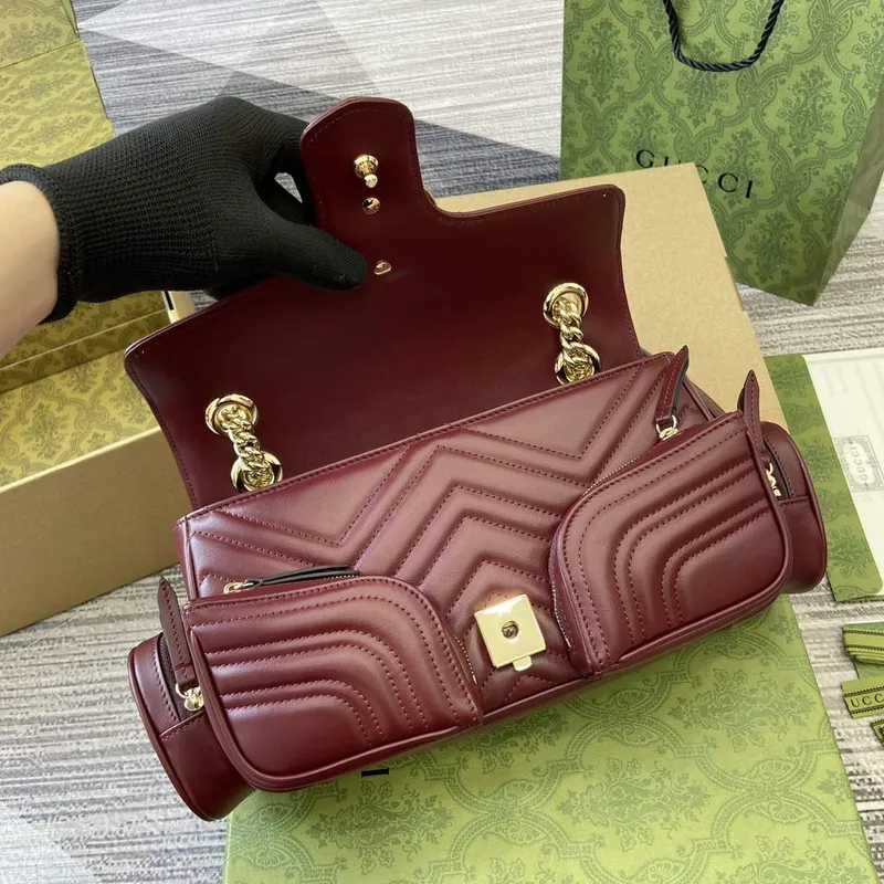 Gucci 795228 GG Marmont Malá Taška s Více Kapsami Vínově Červená