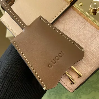 Gucci 409487 Padlock Malá Ramenní Taška Růžová