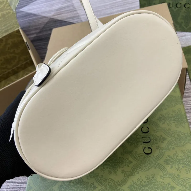 Gucci 777253 GG Marmont Mini Batoh Bílý
