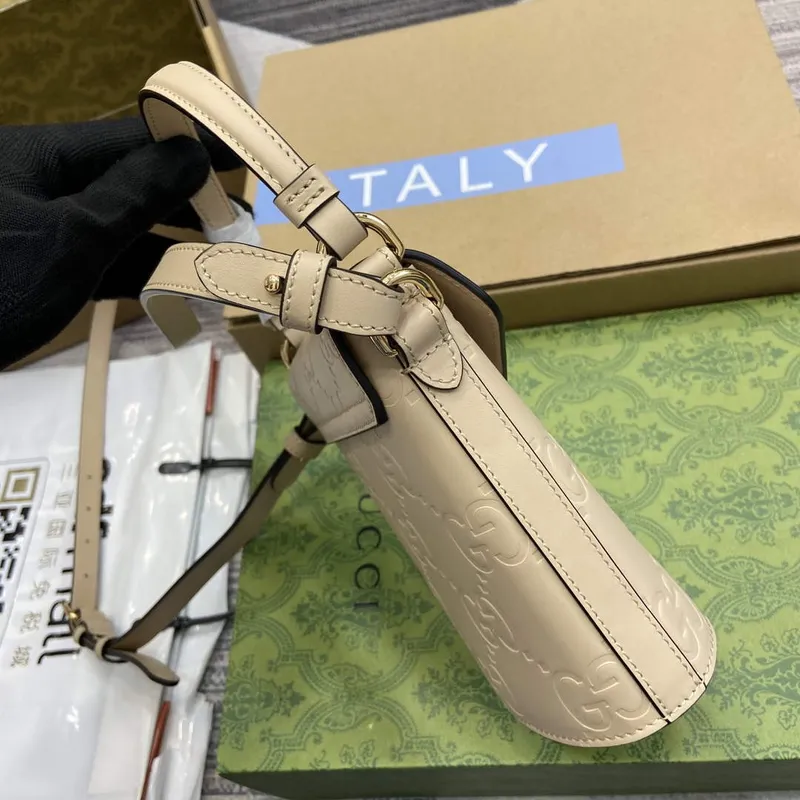 Gucci 772795 GG Super Mini Bucket Bag Světle béžová