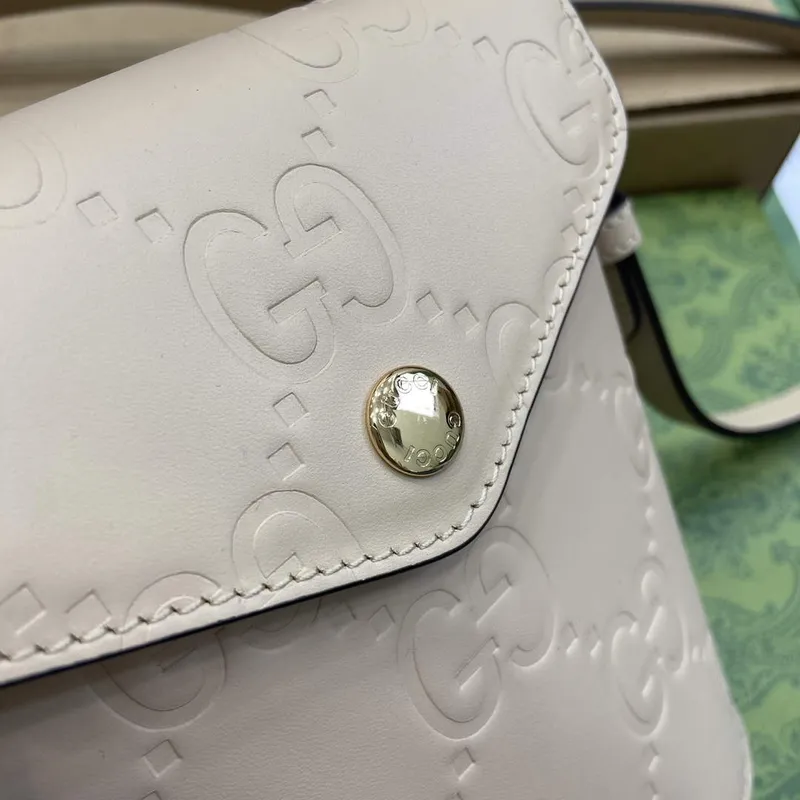 Gucci 772795 GG Super Mini Bucket Bag Světle béžová