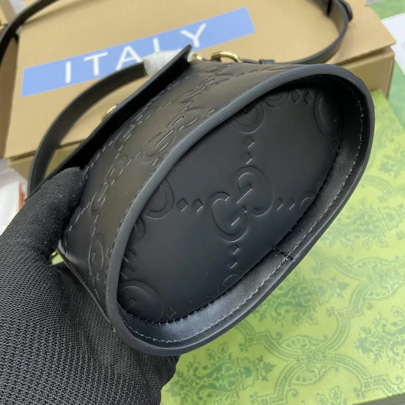 Gucci 772795 GG Super Mini Kabela na řetízku Černá