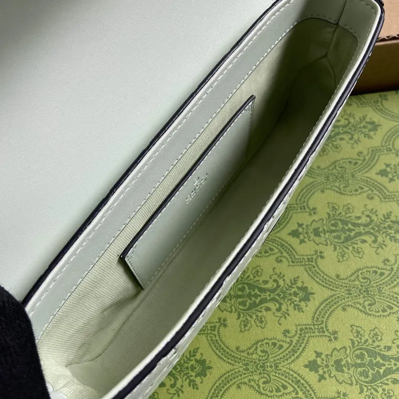 Gucci 772794 GG Super Mini Kabelka přes rameno Světle zelená
