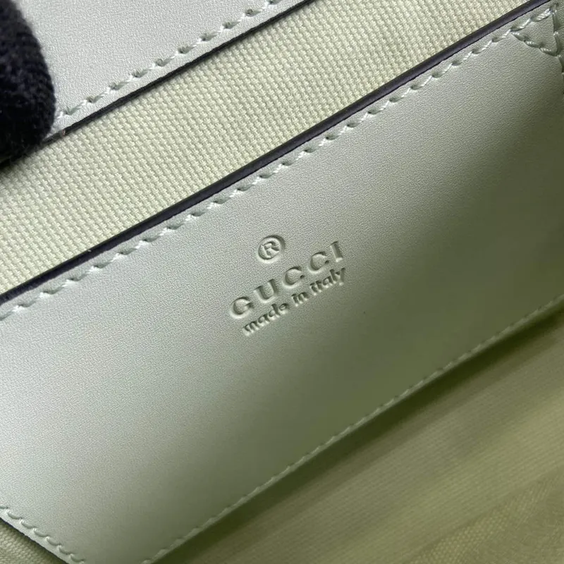 Gucci 772794 GG Super Mini Kabelka přes rameno Světle zelená