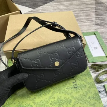 Gucci 772794 GG Super Mini Ramenní Taška Černá