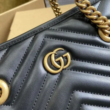 Gucci 779727 GG Marmont malá taška přes rameno černá