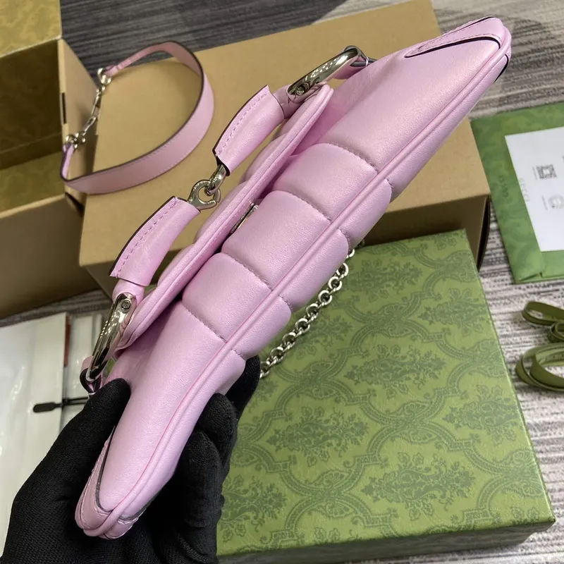 Gucci 764339 Gucci Horsebit Chain Malá Kabelka přes Rameno Symphony pudrová