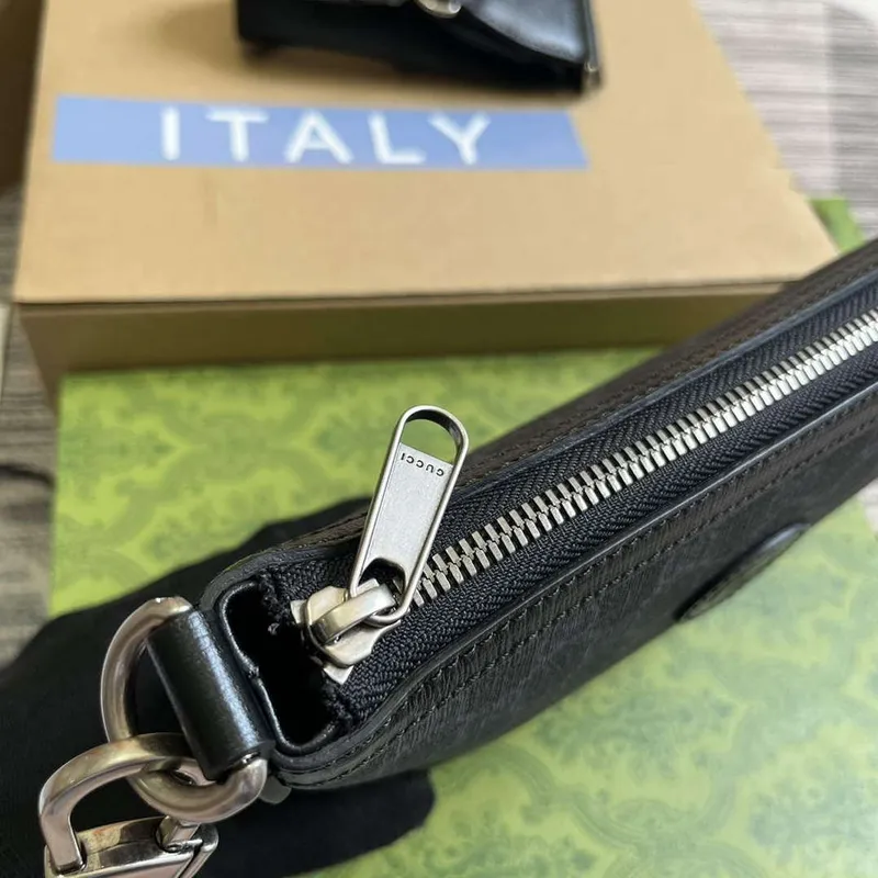 Gucci 760021 Messenger Bag s propleteným G černá