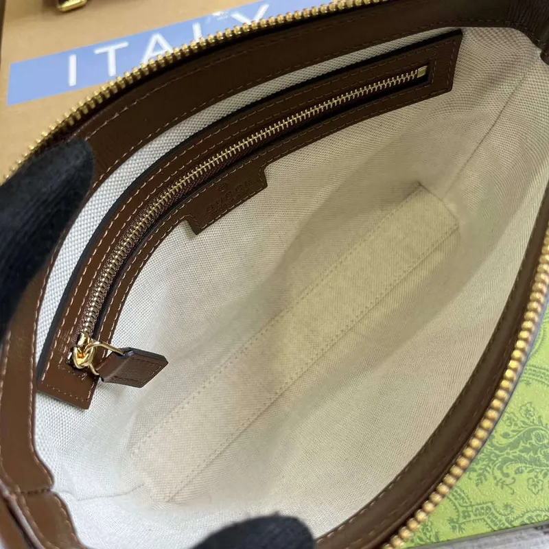 Gucci 760021 Messenger Bag s propleteným G Hnědá