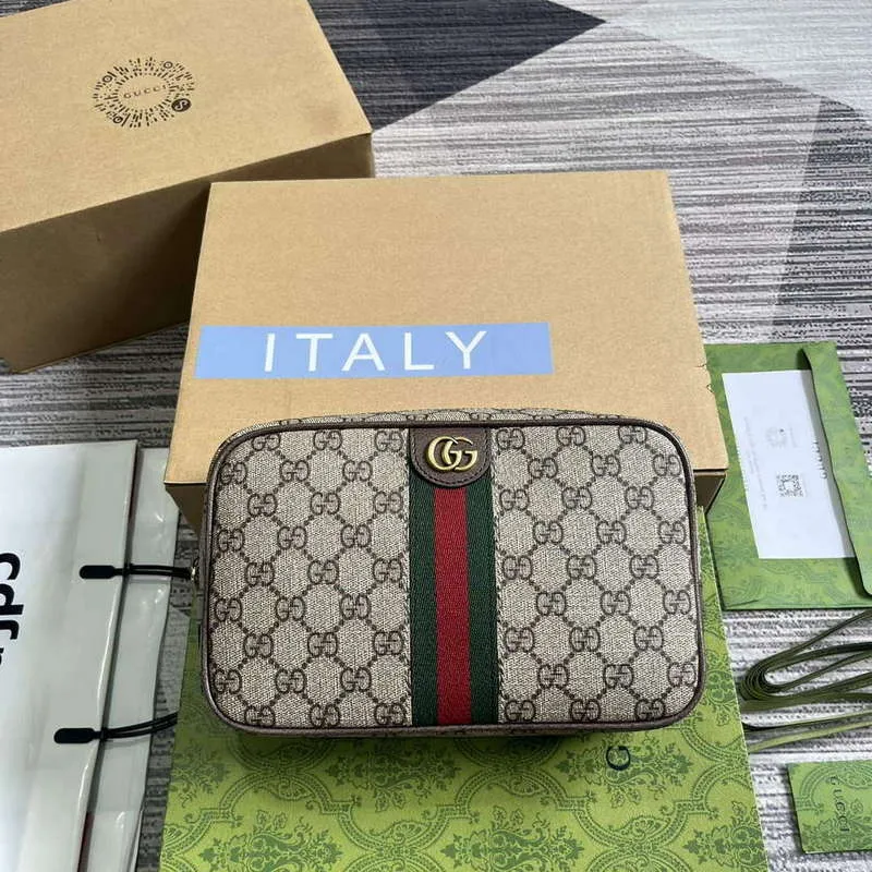 Gucci 760019 Gucci Savoy Toaletní taška s webem Hnědá