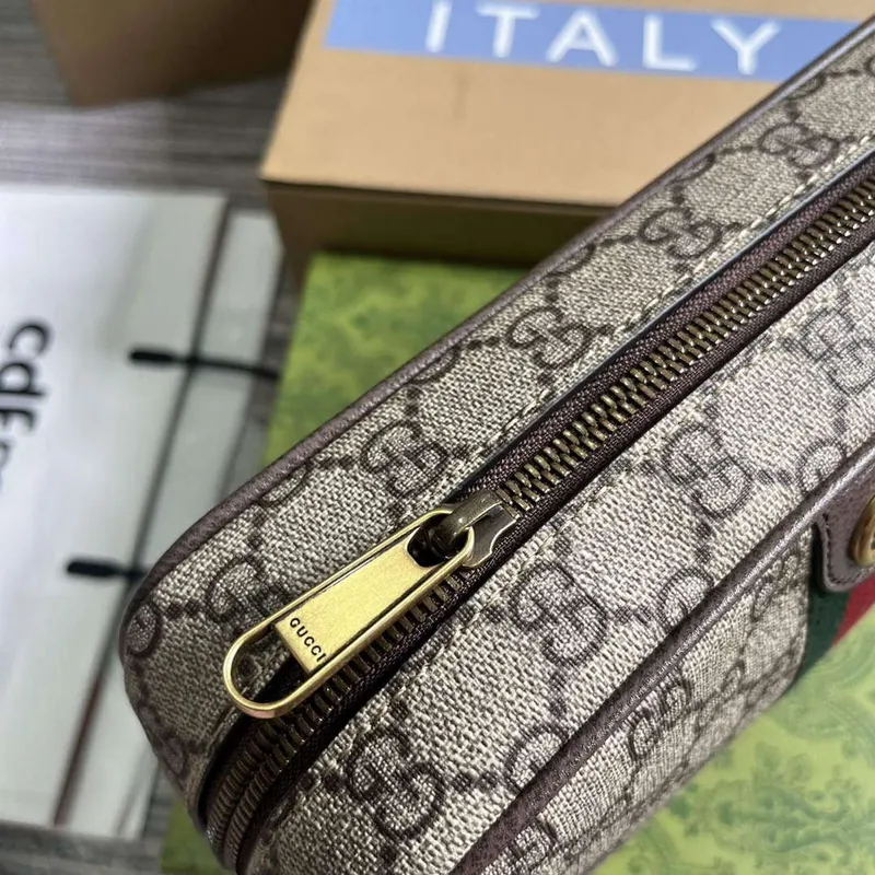 Gucci 760019 Gucci Savoy Toaletní taška s webem Hnědá