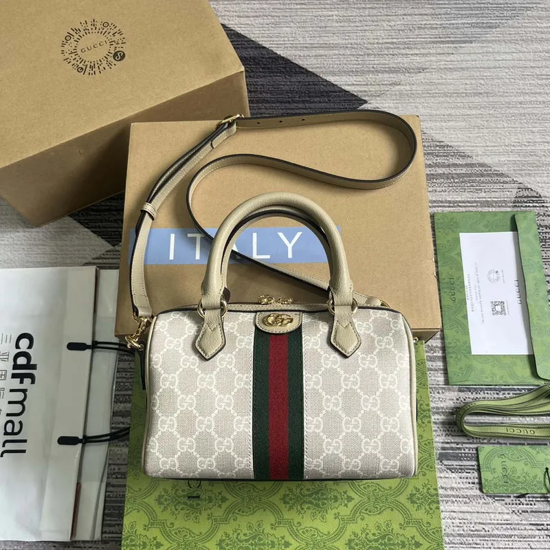Gucci 772053 Gucci Ophidia GG Mini taška s horním uchopem Ovesná