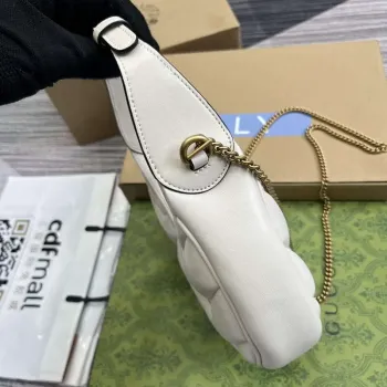 Gucci 770983 GG Marmont Mini taška ve tvaru půlměsíce bílá
