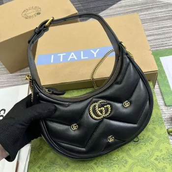 Gucci 770983 GG Marmont Mini Taška ve Tvaru Polokruhu Černá