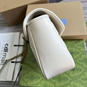 Gucci 443497 GG Marmont Malá Ramenní Taška Dvojité G Hroty Bílá