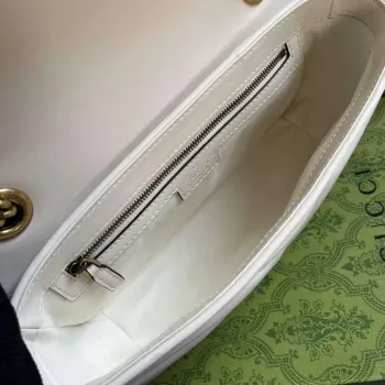Gucci 443497 GG Marmont Malá Ramenní Taška Dvojité G Hroty Bílá
