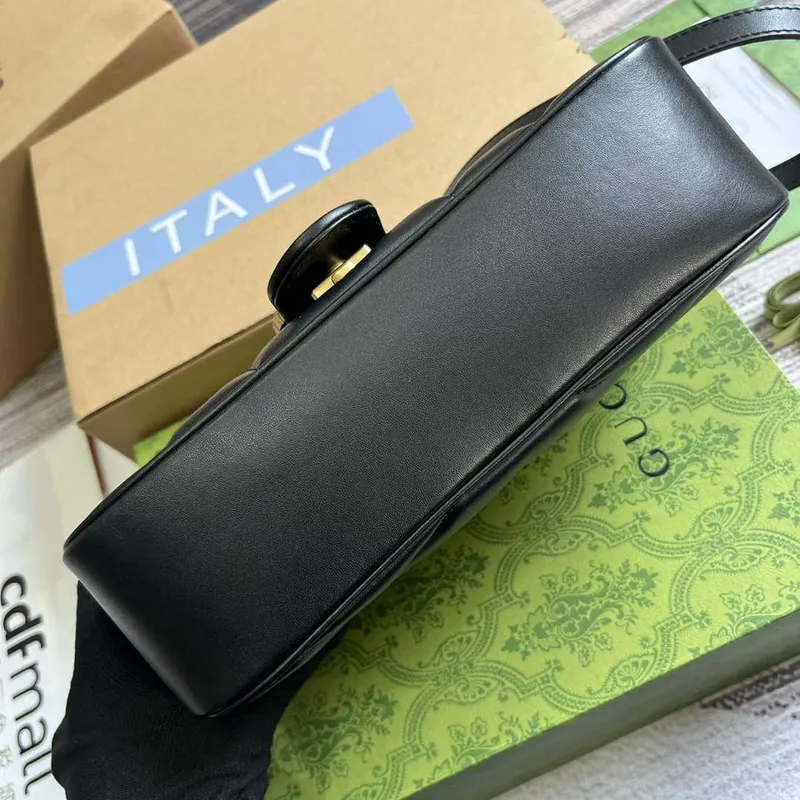 Gucci 443497 GG Marmont Malá Kabelka Přes Rameno Dvojité G Hroty Černá