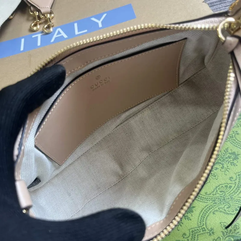 Gucci 735049 Křížové tašky GG matelassé kabelka Růžová béžová kůže